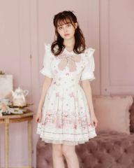 LIZLISA Many Hearts Afternoontea柄ワンピース LIZLISA Many Hearts Afternoontea柄ワンピース - メルカリ