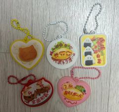 お名前 キーホルダー ひらがなローマ字 フェルト お守り ハンドメイド
