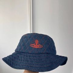 ZARA 50周年 限定 ハリーランバート レア 帽子 缶バッチ L - メルカリ