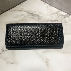 極美品！ ロエベ アナグラム ブラック レザー 17A - メルカリ