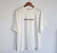 美品☆ バレンシア ロゴ Tシャツ ベージュ XS 国内正規品 5S217 - メルカリ