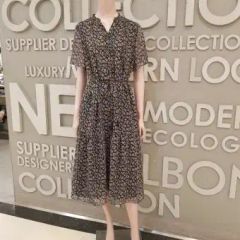 未使用☆リーフプリントワンピース☆アーモワールカプリス ラ コチネッラ アーモワールカプリス la coccinella リーフプリント ワンピース