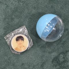 seventeen セブチ ウジ サイン入り カプセルトイ 韓国 ペンミ - メルカリ