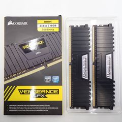 ジャンク】CORSAIR DDR4-2666MHz PC用 メモリモジュール - メルカリ