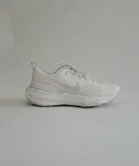 正規品/新品 NIKE ナイキ ズームX インビンシブル ラン フライニット 255