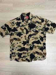 A BATHING APE アベイシングエイプ カモフラ 半袖 シャツ x)のサムネイル