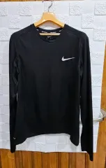 ナイキ ドライフィット ブラック 長袖 Tシャツ