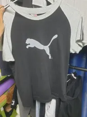 プーマTシャツ