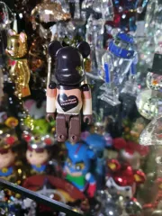 BE@RBRICK (ベアブリック) 100%のサムネイル
