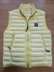A*o様 ストーンアイランド ダウンベスト国内正規品 - メルカリ