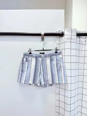 A.P.C. アーペーセー ストライプ ショートパンツのサムネイル