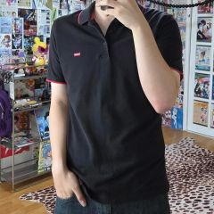 PRADA ポロシャツ ブラック 襟ライン入り - メルカリ