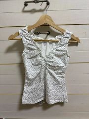 完売品 ZARA 花柄キャミソール M新作 Vネックプリーツストラップ 