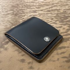 MARYAM ホースバット芯通し ミドルトラッカーウォレット4層 MARYAM ホースバット芯通し ミドルトラッカーウォレット4層 - メルカリ