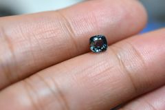 RS13-64 非加熱 1.54ct ミルキー 明るいピンク紫 サファイア べドナム