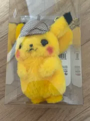 日本ポケモンセンター正規品 名探偵ピカチュウ キーホルダー