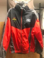 アンブロ ウィンドブレーカーのサムネイル