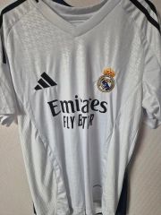レアル・マドリード MODRIĆ 19番 シャツ - メルカリ