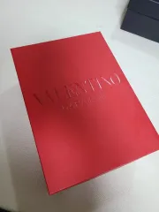 ヴァレンティノ正規品シューズボックスのサムネイル