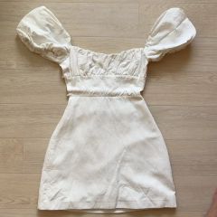 MOUSSY GATHER RIBBON MINI ドレス オフホワイト - メルカリ