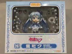 開封) 初音ミク ふわふわコート ver ねんどろいど