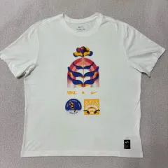 ナイキの半袖Tシャツ