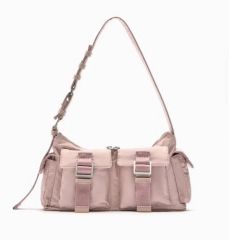 Treat Ürself suède boston bag pink - メルカリ