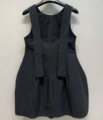 新品タグ付】LOWRYSFARM 2WAYシシュウミニワンピース黒 ネット完売