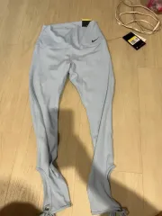 ナイキ ヨガ ズボン
