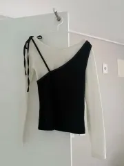 ショルダーレイヤード 長袖Tシャツ