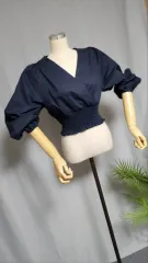 シャーリング半クロップド丈ブラウス新品