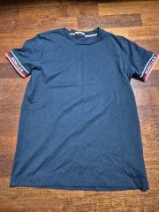 PRADA プラダ Tシャツ ブラック archive y2k - メルカリ