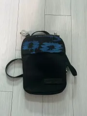 EASTPAK バッグ クロスバック