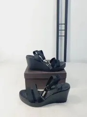 Crocs サンダル レイ ウエッジヒール ブラック w7