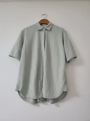 Club Monaco Club Monaco 半袖シャツ 出品 カラーはミント サイズはXSのサムネイル