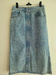 極美品！CHANEL 23SS 膝丈デニムスカート ココマーク カメリア 38M