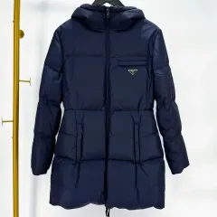 100% 正規品 PRADA プラダ 三角ロゴ レディース ダウンジャケット ロング丈 ネイビー
