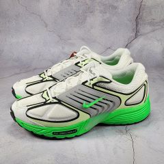 未使用RAF SIMONS スニーカー ULTRASCEPTRE サイズ42 - メルカリ