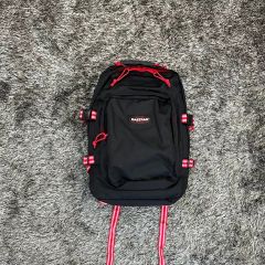EASTPAK リュック　豹柄　未開封 EASTPAK リュック 豹柄 未開封 - メルカリ