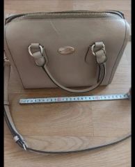 COACH クロコ型押し ハンドバッグ ベージュ - メルカリ