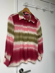 ザラ Tシャツダイ シャツ