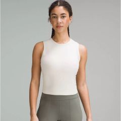 lululemon クロップ マッスルタンクトップ ヒップ丈 グラフィック 4
