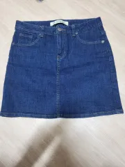 GUESS デニム スカート 27サイズのサムネイル