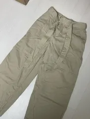 UNIQLO ズボン