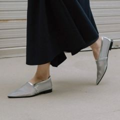 MANA ふかふかバブーシュ silver 39size 24.5センチ新品 - メルカリ