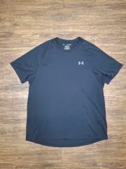 アンダーアーマー 半袖Tシャツ