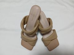 『美品』BRENTA ブレンタ サンダル ミュール ヒール スクエアトゥ 23 美品』BRENTA ブレンタ サンダル ミュール ヒール スクエアトゥ 23