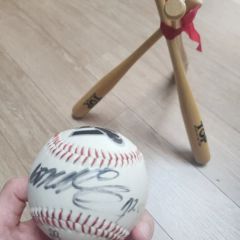 クロマティ選手の直筆サイン入り公式球1989年 - メルカリ