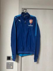 新品タグ付き PUMA Arsenal ナイロンジャケット ブルー L-XL - メルカリ