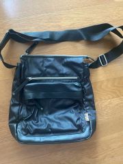 COACH メッセンジャーバッグ ベージュ/ネイビー - メルカリ